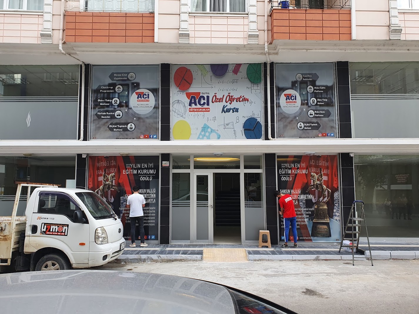 Samsun Cam Giydirme ve One Way Vision Folyo Uygulama