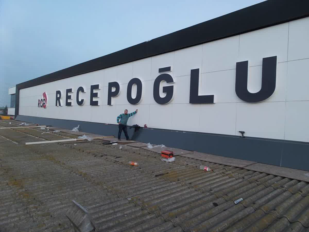 Recepoğlu Kompozit Cephe ve Kutu Harf Tabela Montajı
