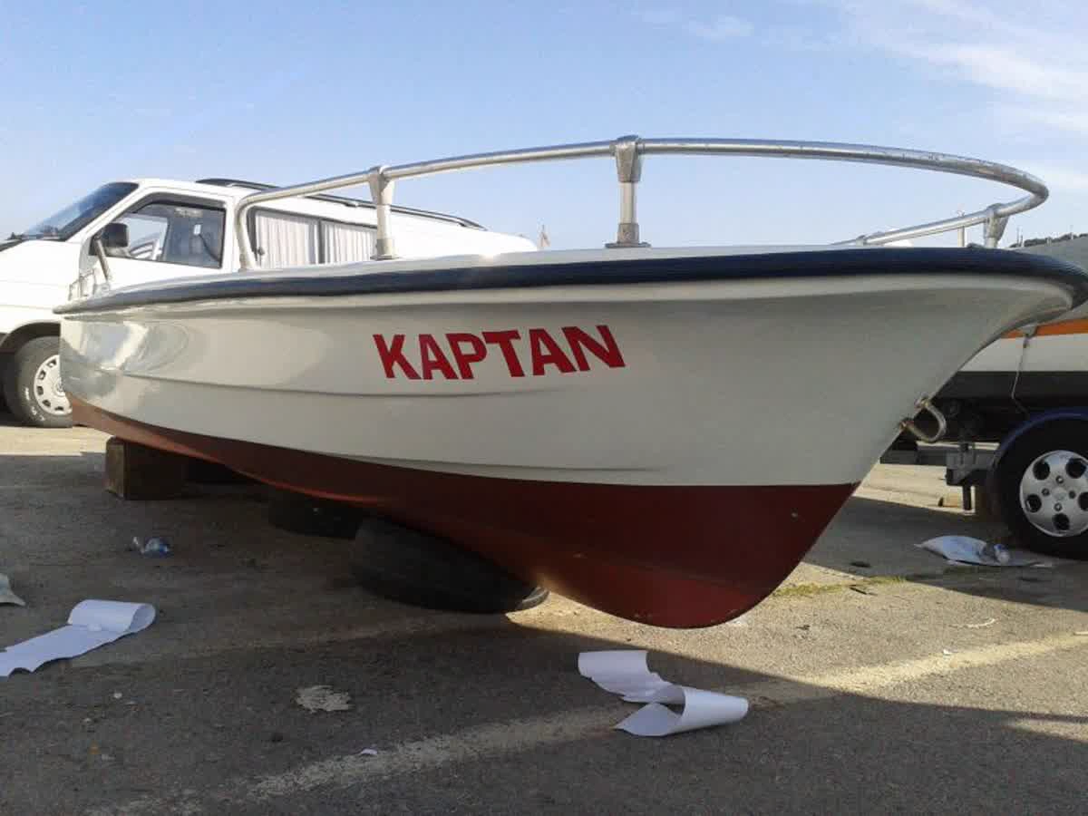 Tekne İsim Yazısı Folyo Kesim Uygulaması