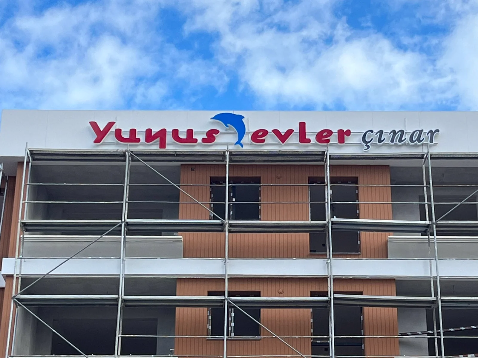 Yunus Evler Çınar Çatı Kutu Harf Tabelası